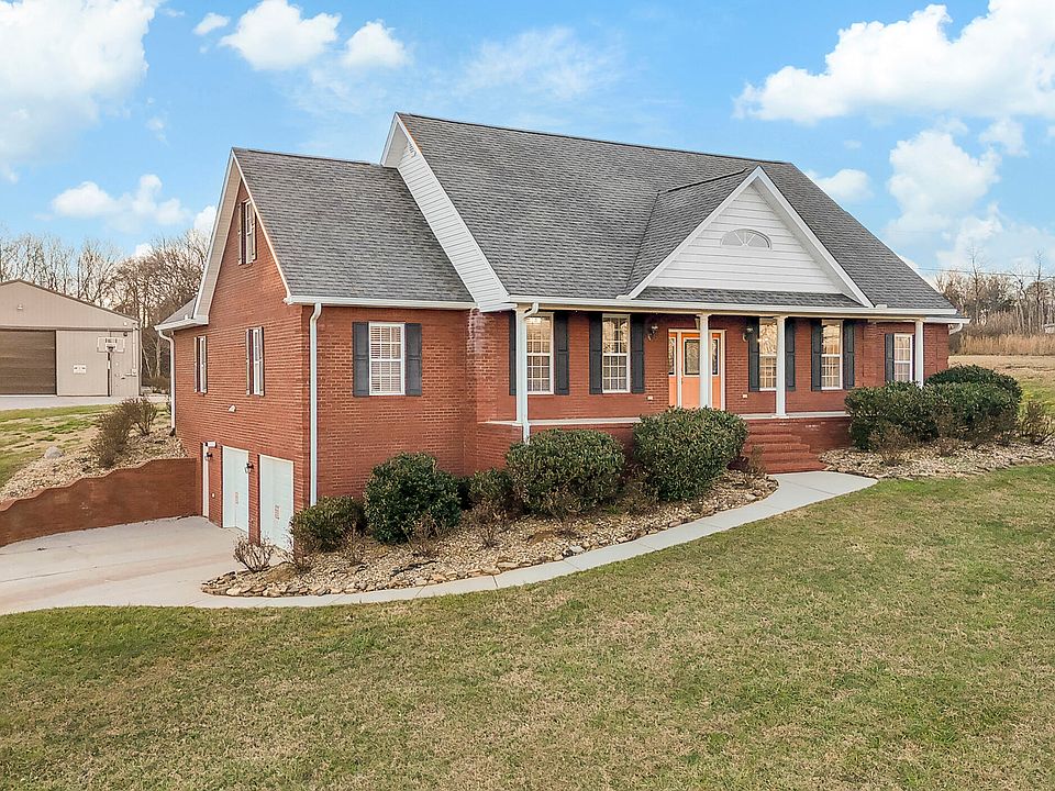 1st image of 3017 Hardy Rd