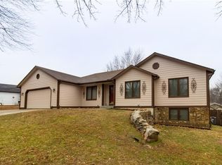2605 Cranley St, Lawrence, KS 66046