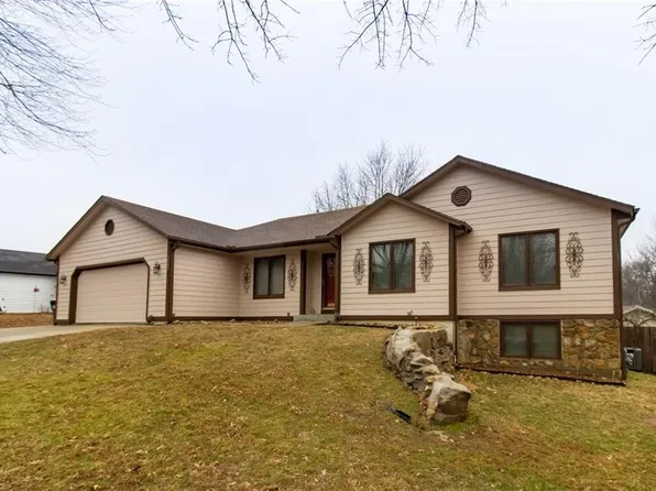 2605 Cranley St, Lawrence, KS 66046