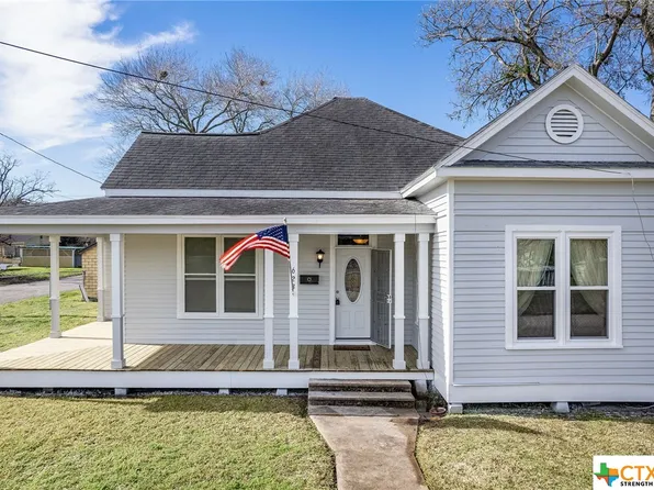 623 S Colorado St, Port Lavaca, TX 77979