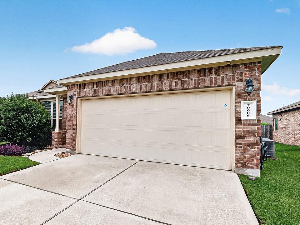 1st image of 20606 Kendall Cliff Ct