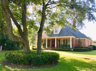 2614 Merriman St, Port Neches, TX 77651
