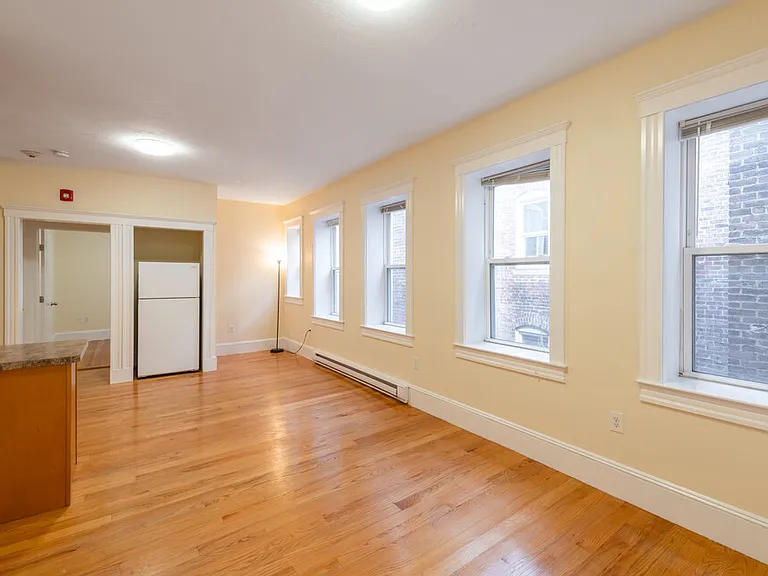 883 Huntington Ave — Photo 96