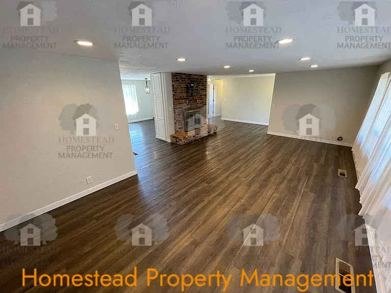 130 Cottonwood Ct — Photo 6
