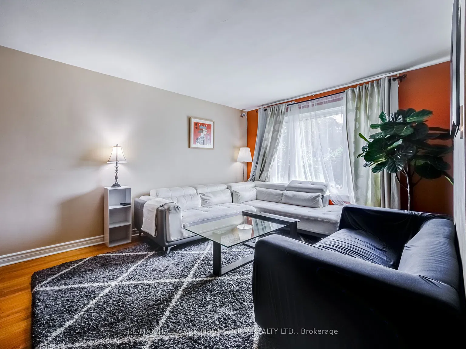 6 bed, $3,200 — Photo 3