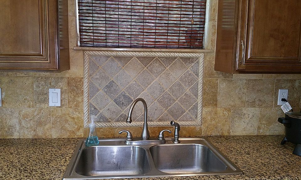 2nd image of 28171 Barstow Dr