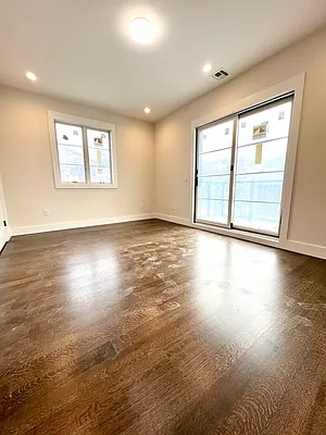 Rented by Elmekies Equities | media 8