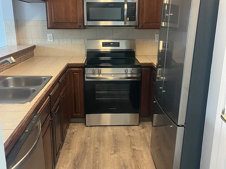 10555 Montgomery Rd #74 — Photo 8