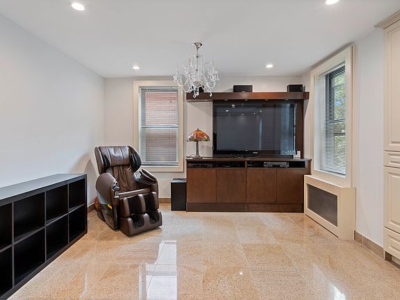 5th image of 139-15 83rd Ave #23