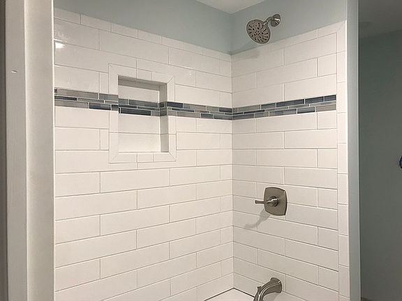 3rd image of 14 Cedar Dr