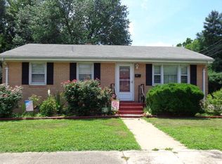 100 E Maryland Ave, Crewe, VA 23930