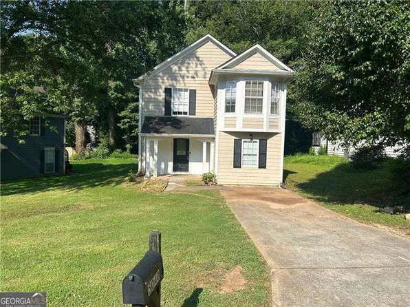 5040 Brittany Dr, Stone Mountain, GA 30083
