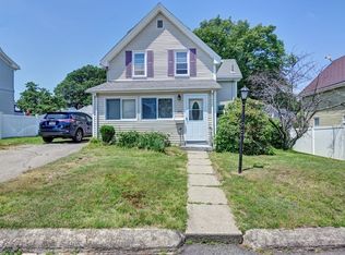 247 Holbrook Rd, Quincy, MA 02171