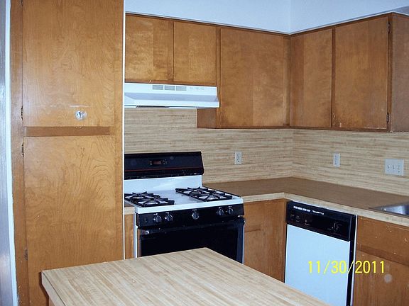 Kitchen - Gas Stove