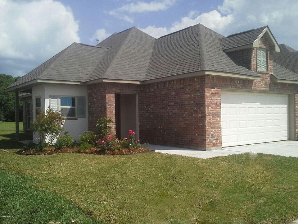1st image of 506 Wisteria Bend Cir