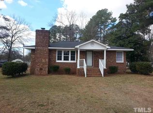 211 Burton Ave, Dunn, NC 28334