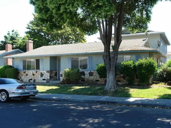 885 Burbank Dr #1C, Santa Clara, CA 95051