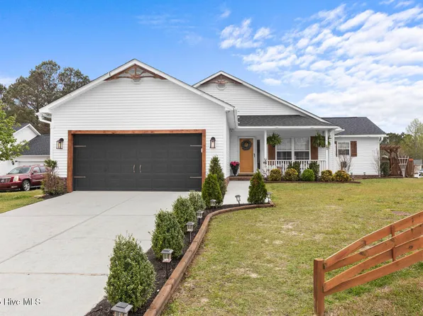 200 Flagstone Lane, Jacksonville, NC 28546