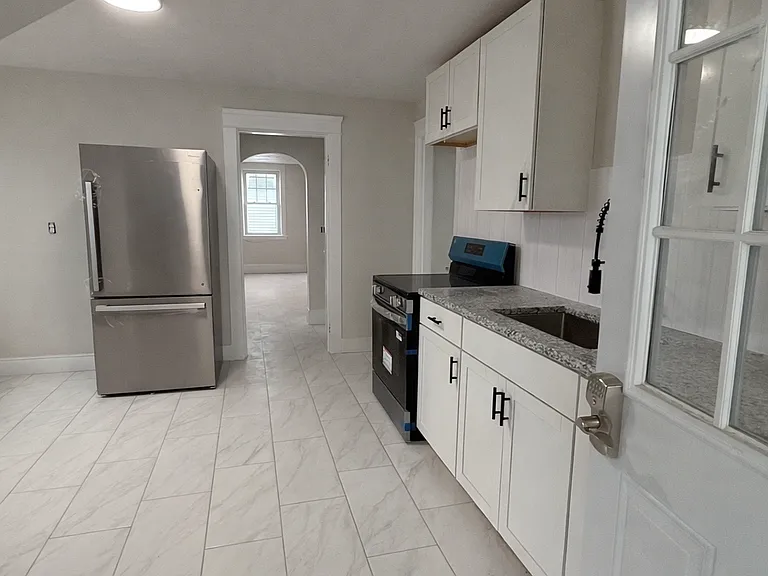 57 Colonial Ave #1 — Photo 2