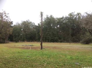 23029 SE 74th Ln, Hawthorne, FL 32640