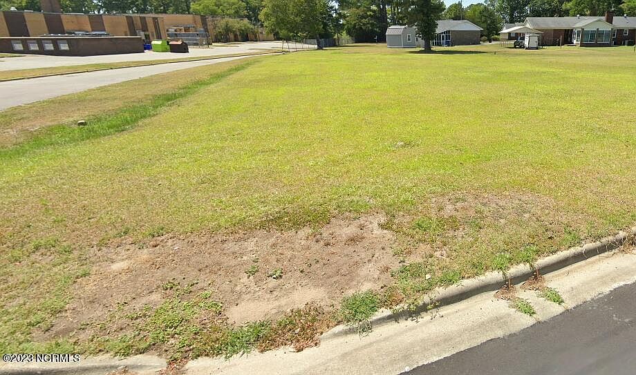 2nd image of 410 N Secrest Street