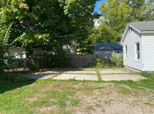 930 Cleveland St #932, Lansing, MI 48906