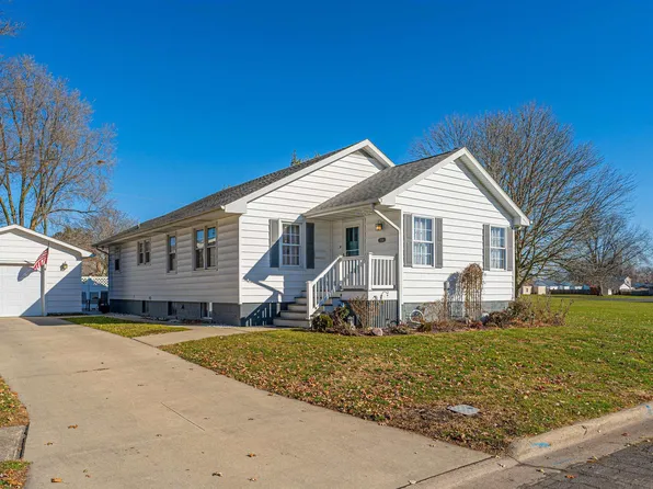 1216 Clinton St, Lincoln, IL 62656