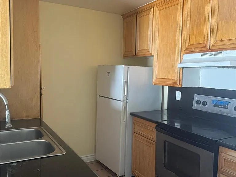 23276 Orange Ave #4 — Photo 2