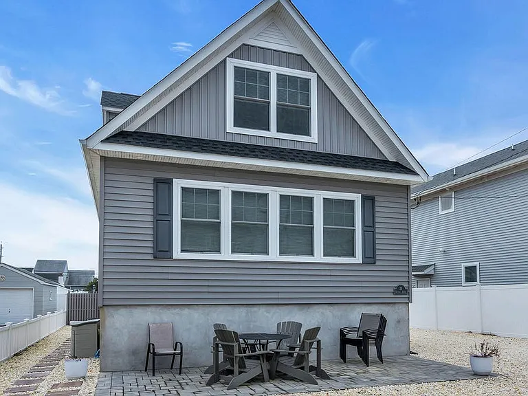 1704 Grand Central Ave — Photo 20