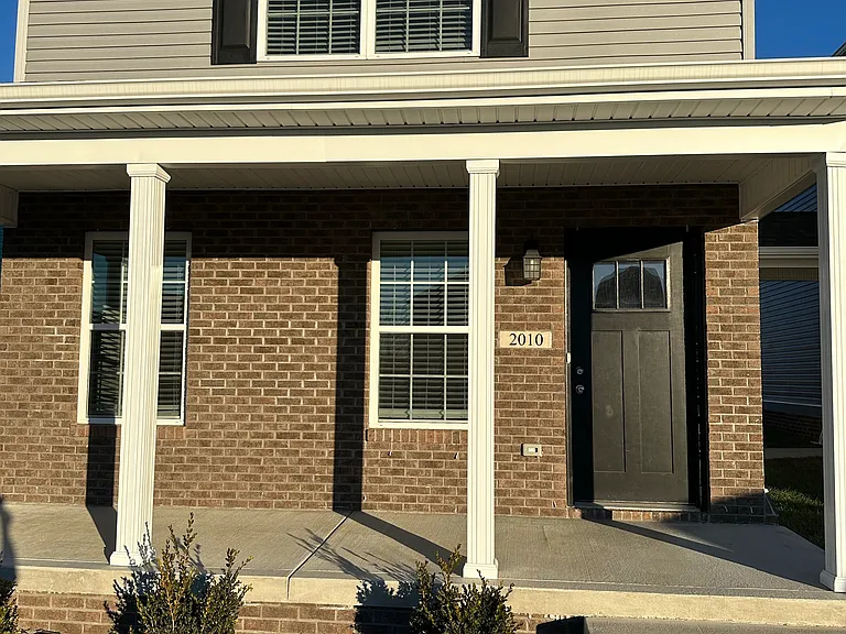 2010 Dolly Dr — Photo 1