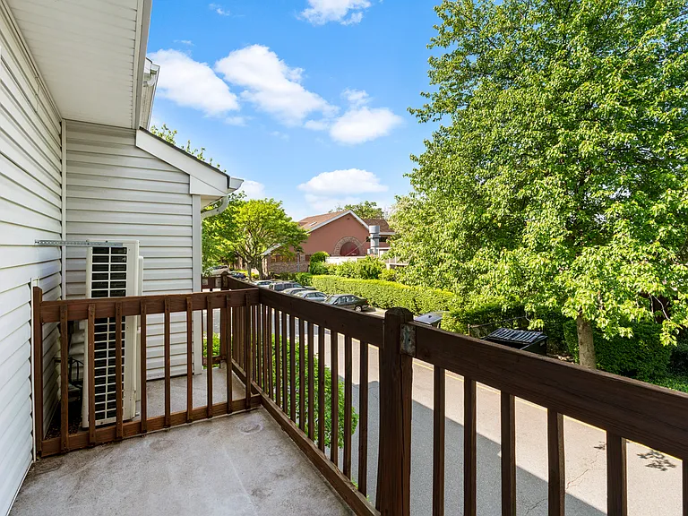 1504 Westgate Dr — Photo 19