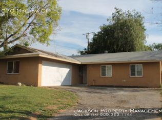 1070 Minerva Ct, Riverside, CA 92507