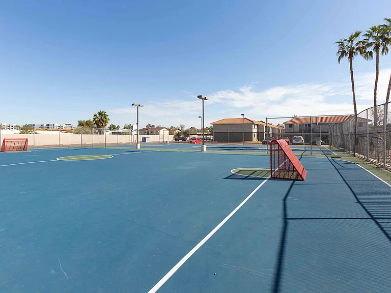 IMT Desert Palm Village — Photo 43