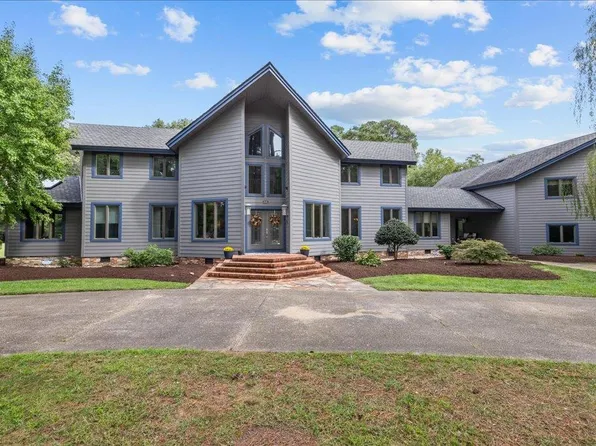 3342 Martin Johnson Rd, Chesapeake, VA 23323