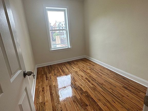 2nd image of 654 Flatbush Ave #3