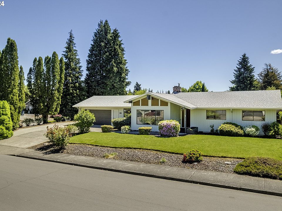 1st image of 2878 SE Willow Dr