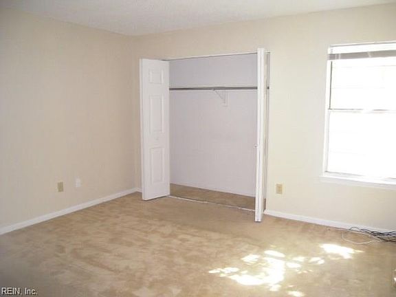 3rd image of 302 Cobblewood
