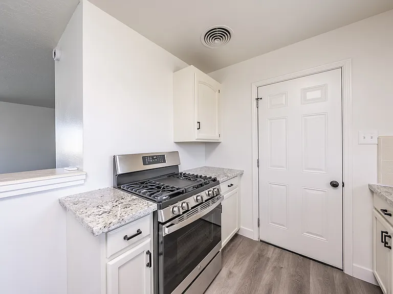 3650 Barstow Ave — Photo 2