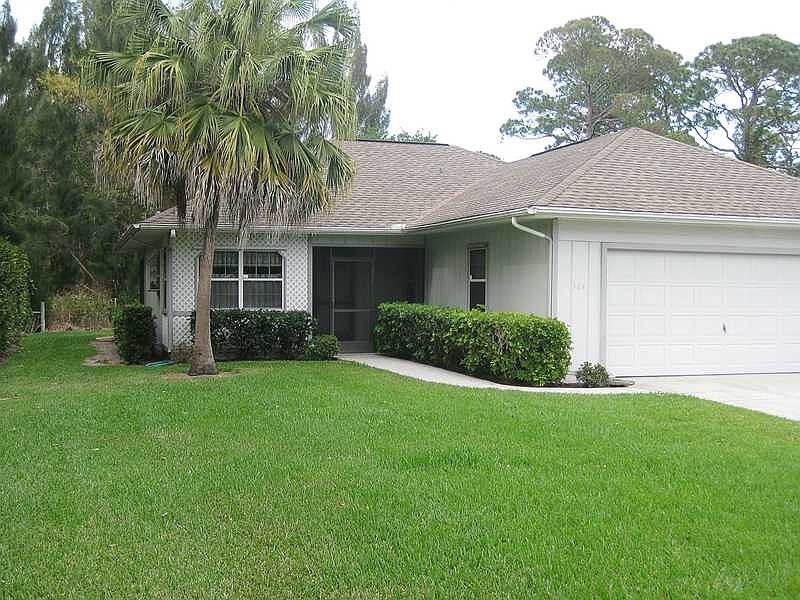 1st image of 324 Tamarind Pl