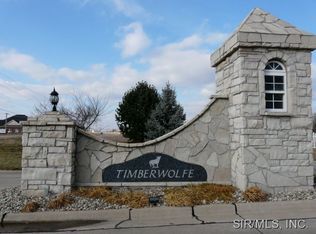 6224 Timberwolfe Dr, Glen Carbon, IL