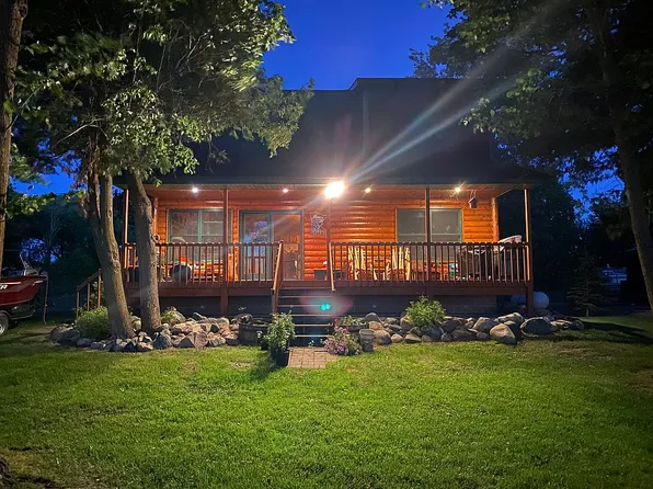 21475 Joas Beach Rd NE, Kelliher, MN 56650
