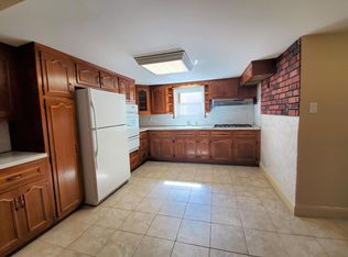 15901 95th St #1, Howard Beach, NY 11414