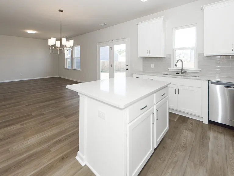 429 Eva St — Photo 14