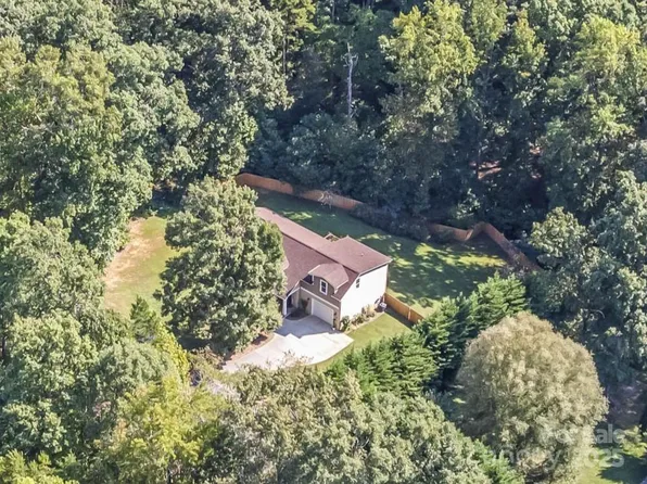 2775 Beechwood Rd, Denver, NC 28037