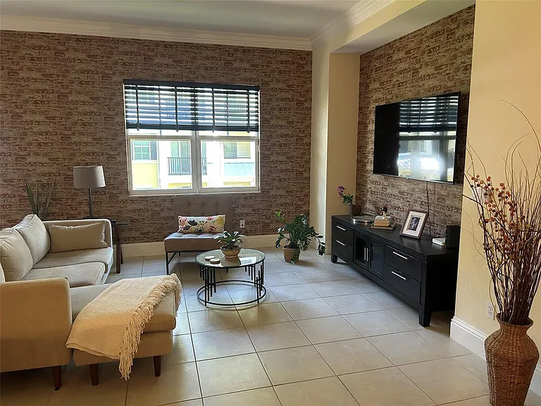 226 N Latitude Cir #205 — Photo 44