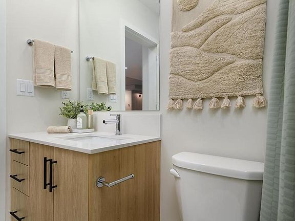5th image of 33522 Cottage Ln #208