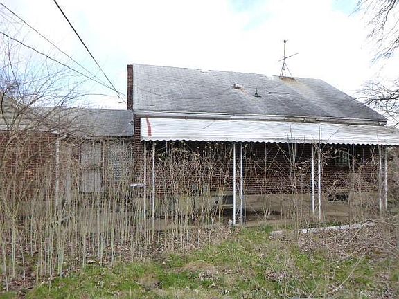 2nd image of 4208 Shenandoah Dr