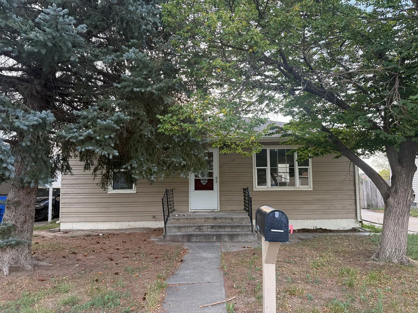 Two-bedroom, One- bathroom, dog friendly home located in Scottsbluff! — Photo 1