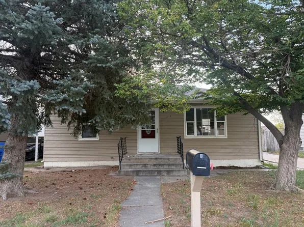 1113 Avenue F, Scottsbluff, NE 69361