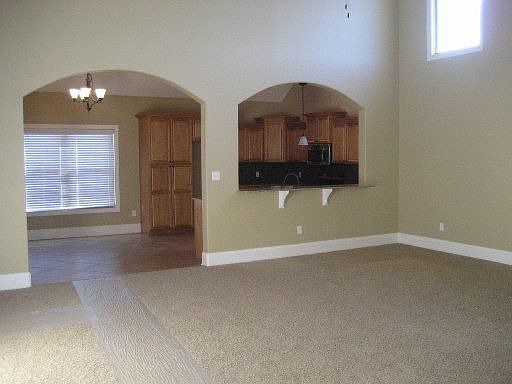 2nd image of 938 Bishop Knoll Ln